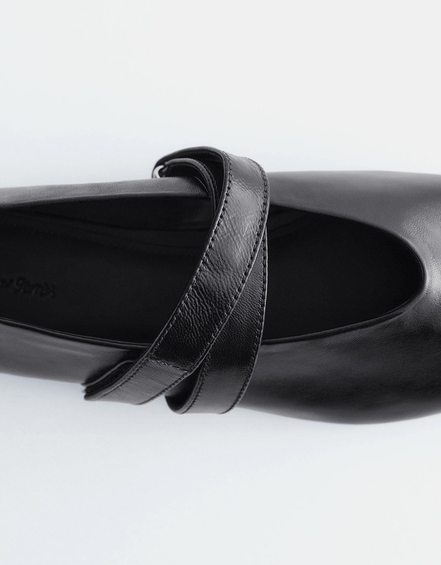 & Other Stories - Cross-Strap Leather Ballet Flats