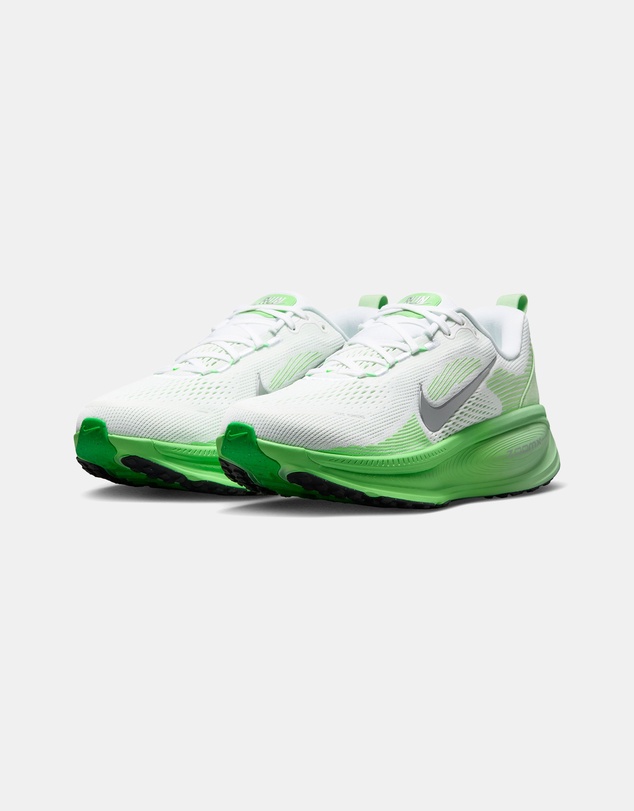 Nike - Vomero 18 - Women's