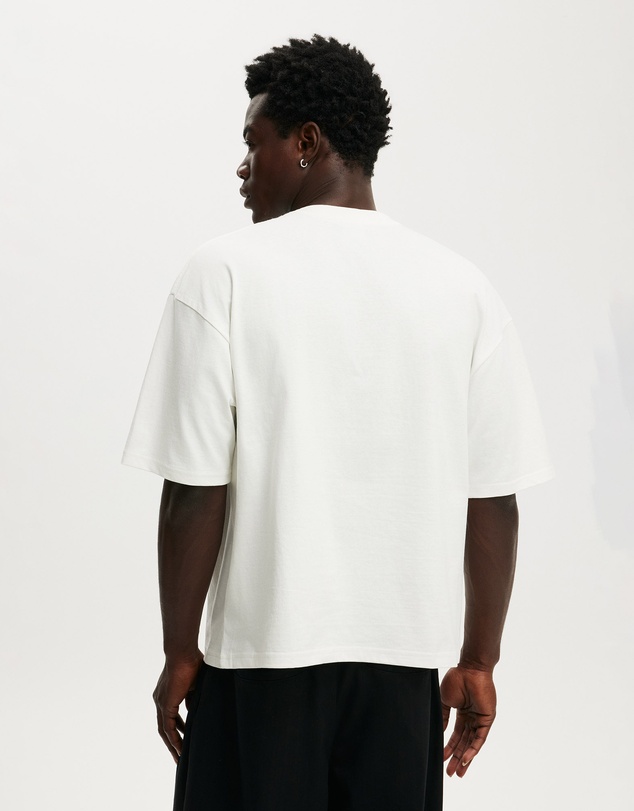 Cotton On - Cropped Fit T-Shirt
