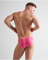 TEAMM8 - Glide Micro Brief