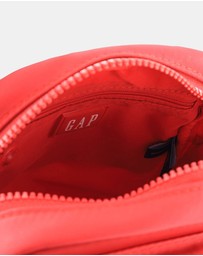 GAP - GAP Nylon Square Cross-Body Bag