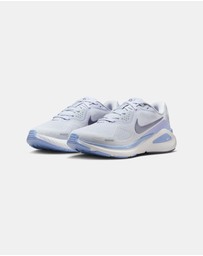 Nike - Structure 26 - Women's