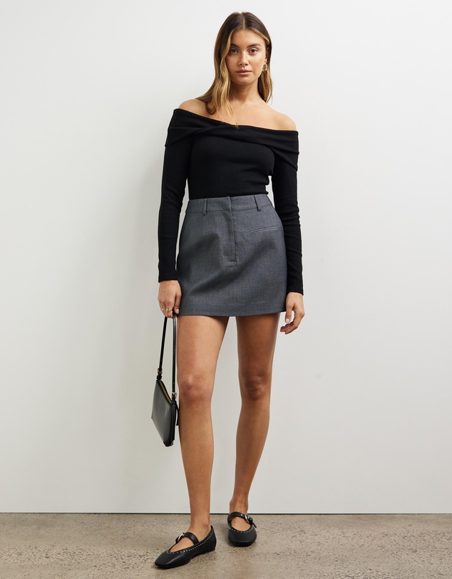 Minima Esenciales - Alita Off Shoulder Jersey Top