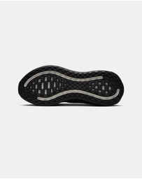Nike - Nike Vomero Plus - Men's
