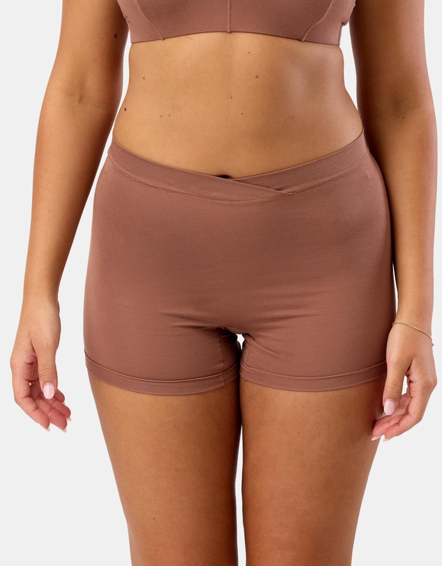 Hush Hush - Modal Short