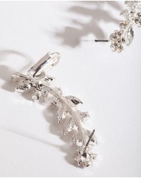 Lovisa - Silver Diamante Leaf Ear Cuff