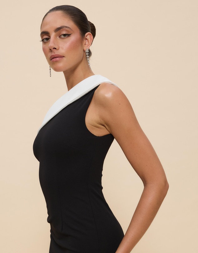 CHANCERY - Vendi One Shoulder Maxi Dress