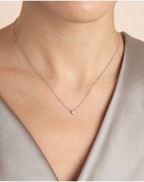 Astrid & Miyu - Essential Crystal Pendant Necklace