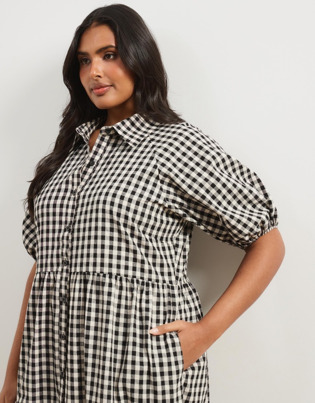 Atmos&Here Curvy - Alexis Tiered Button Through Midi Dress