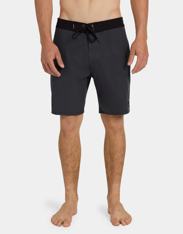 Quiksilver - Mens Surfsilk Street Trunk 18