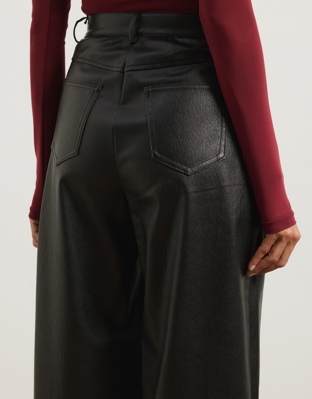 Atmos&Here - Laura Leather Look Straight Leg Pants