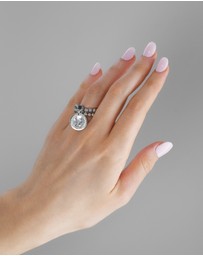 Von Treskow - Double Stretchy Ring With Coin