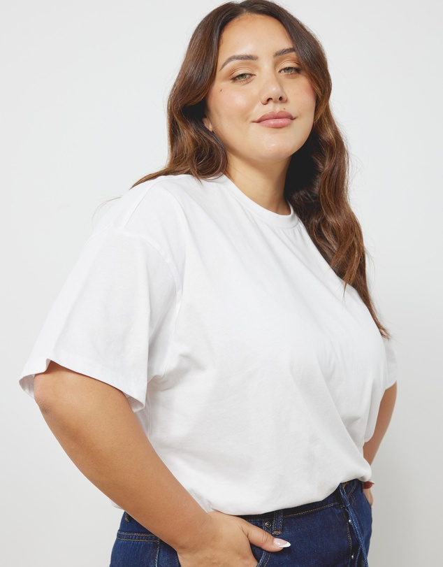 Atmos&Here Curvy - Organic Cotton Boyfriend Tee