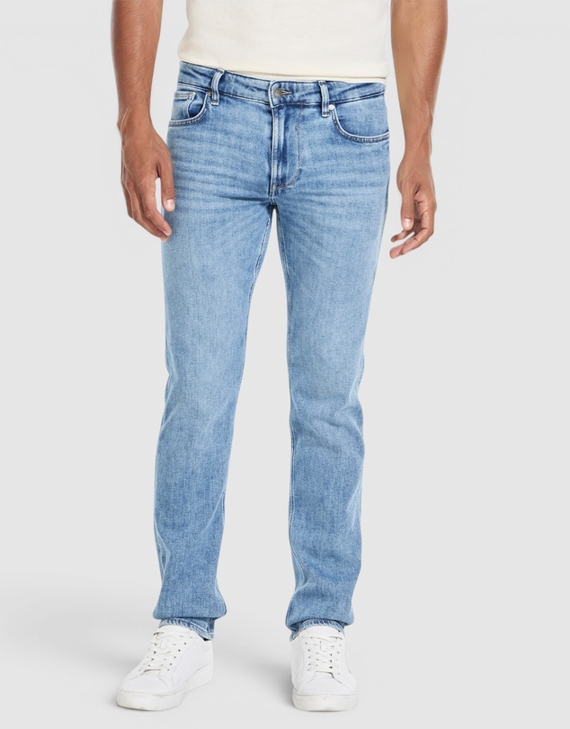 GUESS - Mid-Rise Finnley Slim Jeans