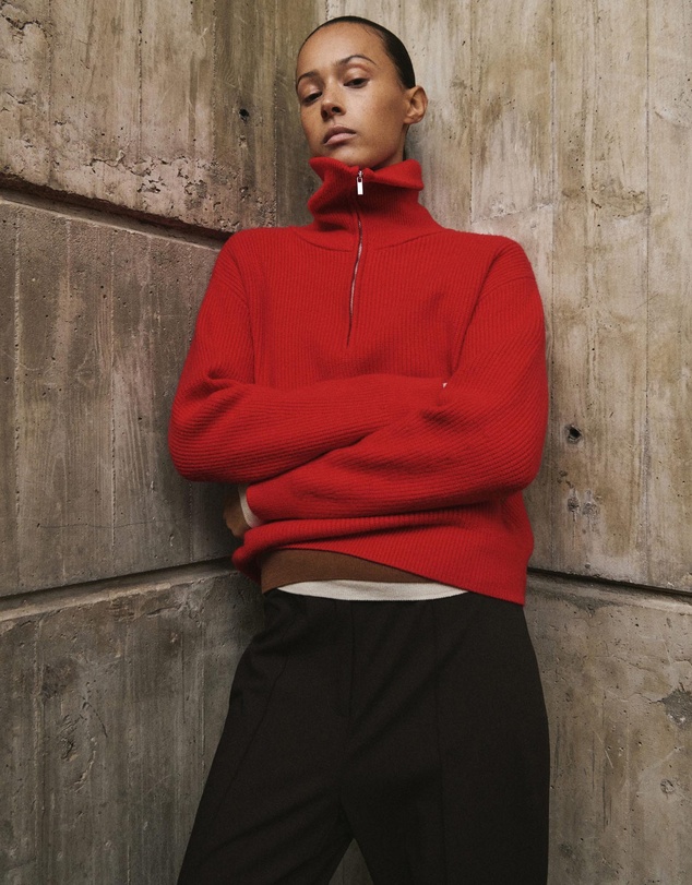M.N.G - Sweater With Contrasting Zip Collar