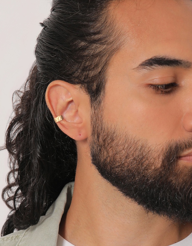 Kuzzoi - ICONIC EXCLUSIVE - Earrings Earcuff Wide Hammered Modern in 925 Sterling Silver Gold Plated