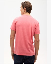 Superdry - Vintage Logo Chest Tee