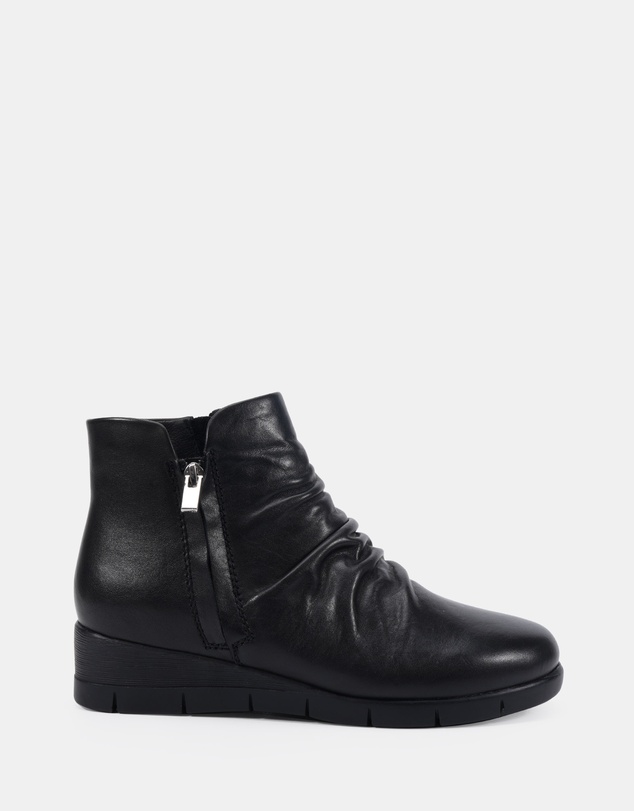 Clarks - Jaxie Black