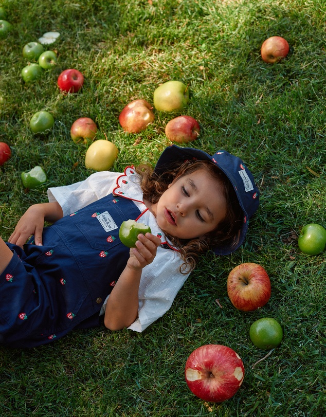 Goldie + Ace - Mini Strawberry Embroidered Bucket Hat - Babies-Kids