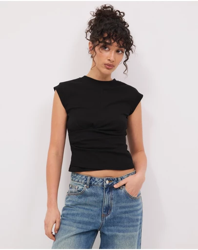 Calli - Hayden Tee