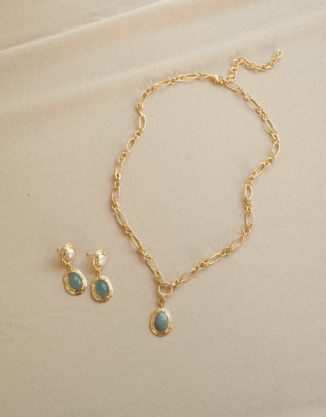 Bianc - Bloom Necklace Milky Aquamarine