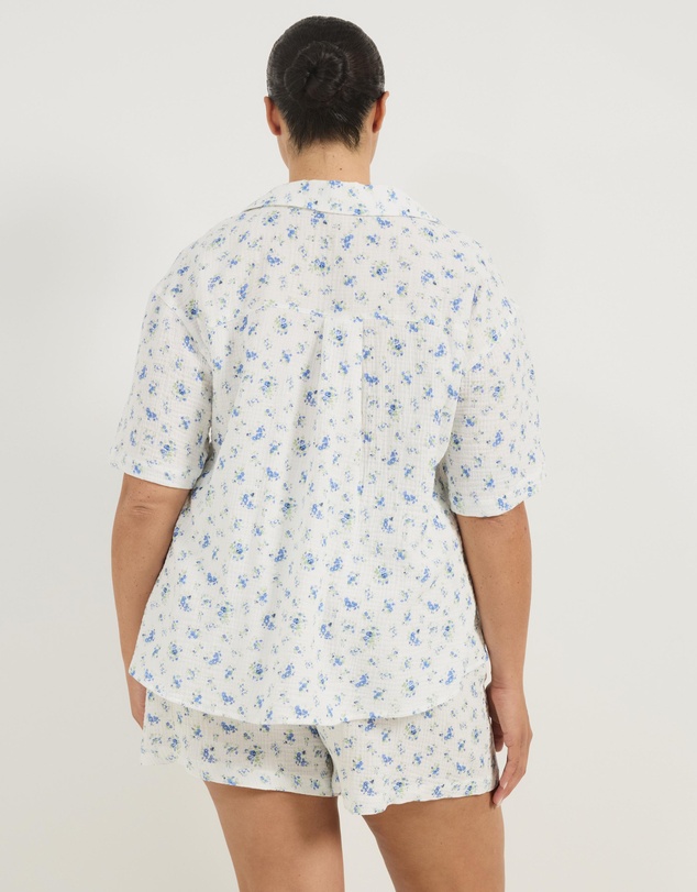 Atmos&Here Curvy - Ditsy Floral Short Sleeve Pyjama Set