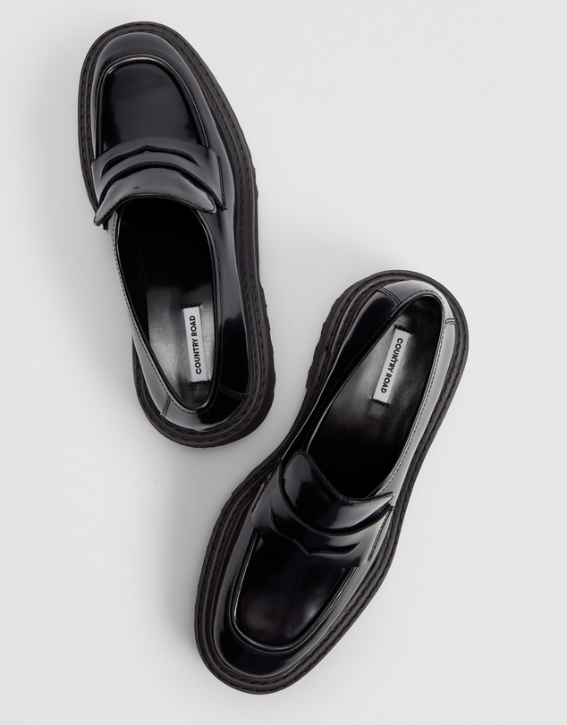 Country Road - Callie Loafer