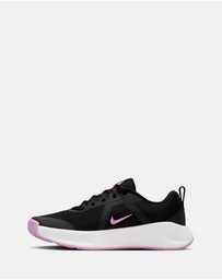 Nike - MC Trainer 3 - Women's