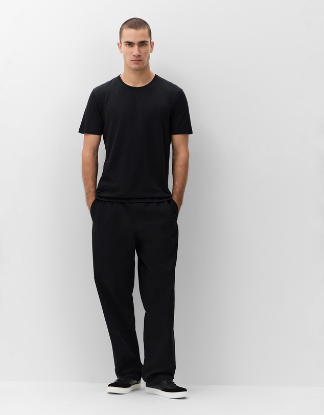 UNISON - Classic Crew Neck T Shirt
