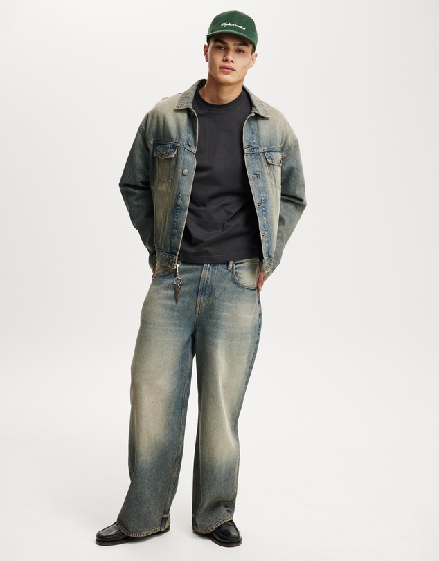 Cotton On - Cropped Fit T-Shirt