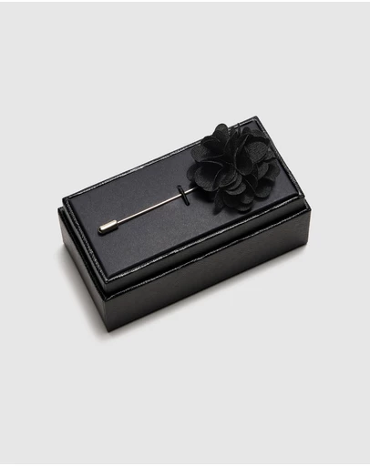 Politix - Charly Flower Lapel Pin