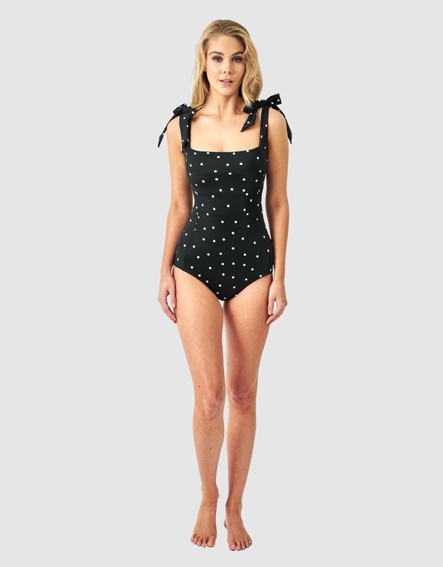 UNE PIECE - Classic Square Neck One Piece Swimsuit