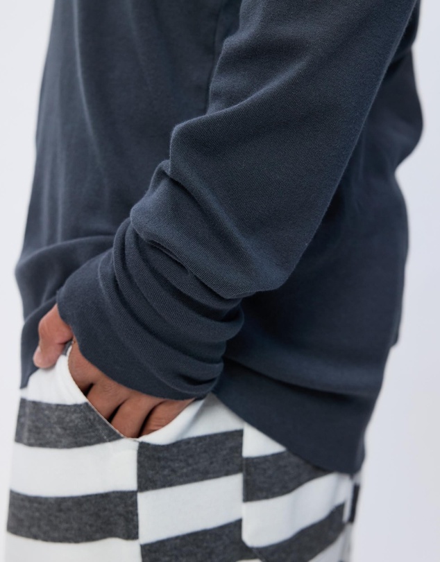 Surrounded By Ghosts - The Aradite Slim Rib Knit Long Sleeve T-Shirt