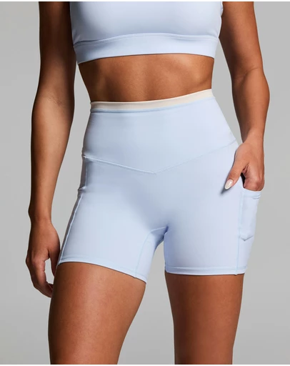 Rockwear - No Front Seam Blocked Mid Thigh Bike Shorts