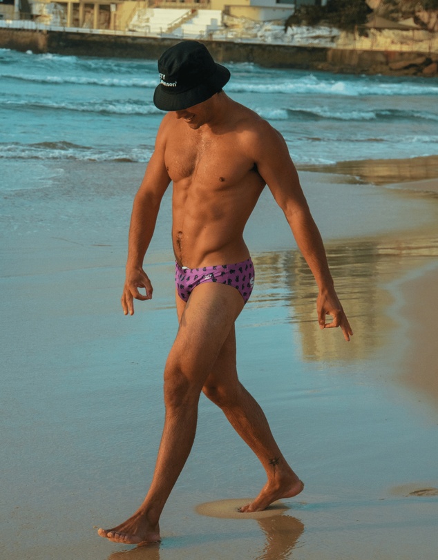 Salty Johnson - Hot Hands Brief