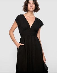 Staple the Label - Marlow Midi Dress
