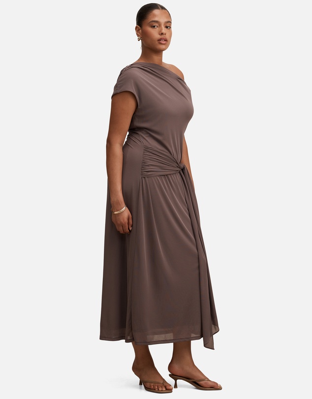 Forever New Curve - Piper Curve Draped Tie Mesh Midi Dress