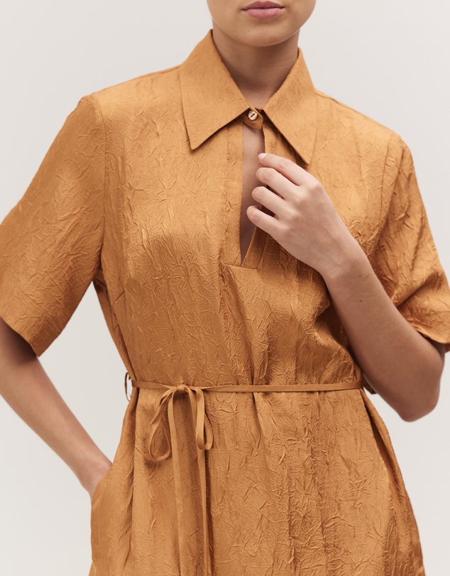 Minima Esenciales - Roma Crinkle Shirt Dress
