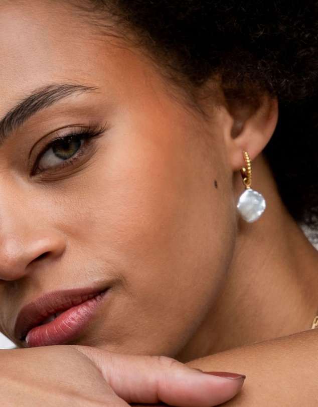 Dower & Hall - Women's Timeless Keshi Pearl Hoops In Gold Vermeil