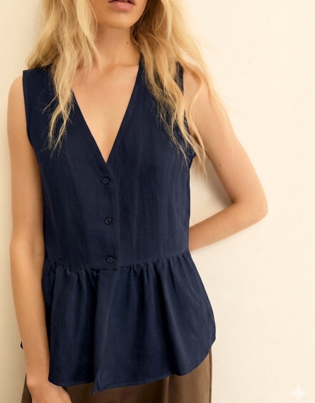 Emme - Navy Linen Blend Peplum Top