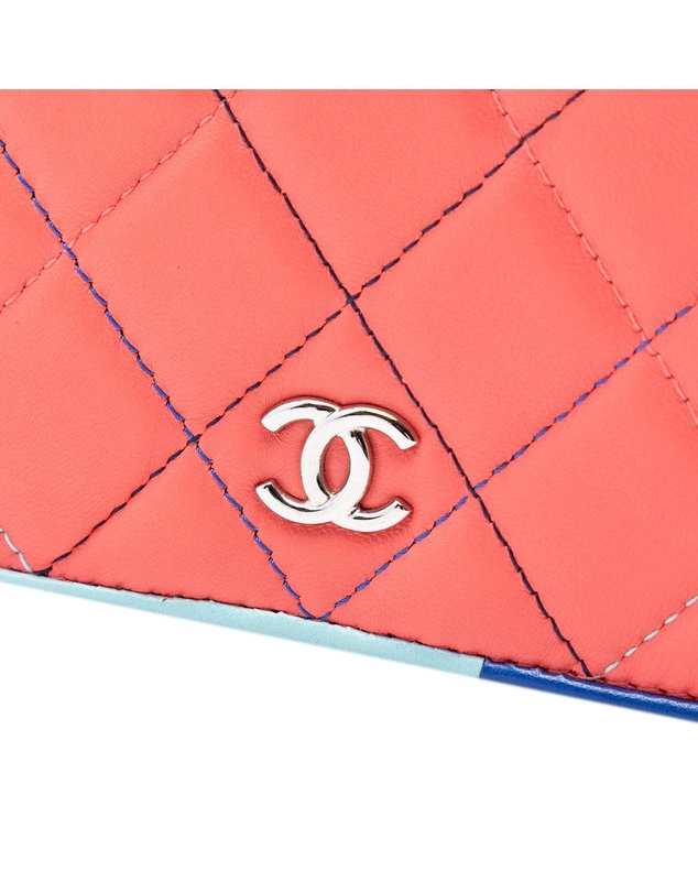 Chanel - Pre-Loved CC Quilted Lambskin Multicolor Border Full Flap Wallet on Chain