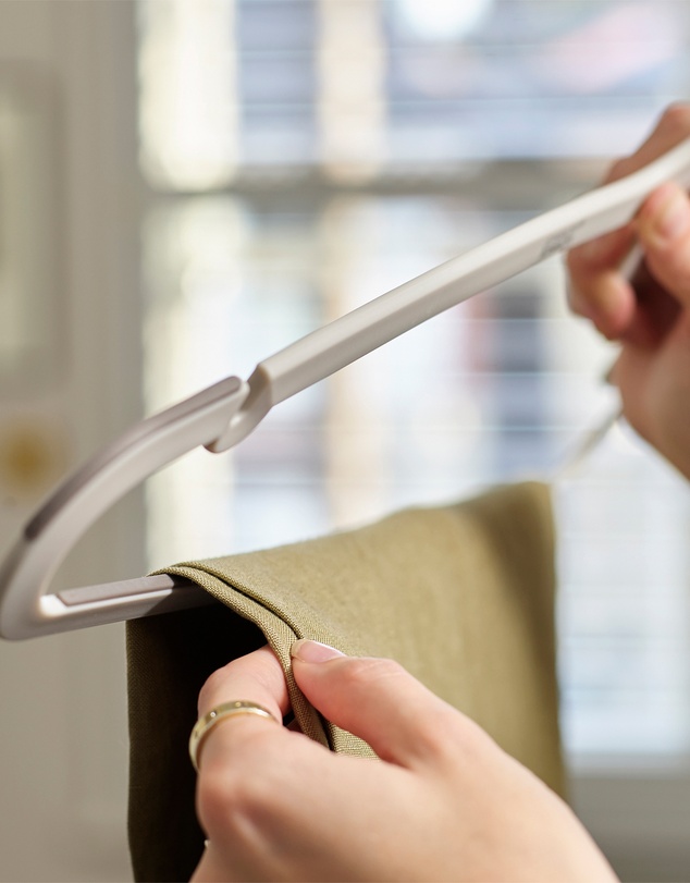 Joseph Joseph - Orderly™ Set of 5 Anti-Tangle Clothes Hangers