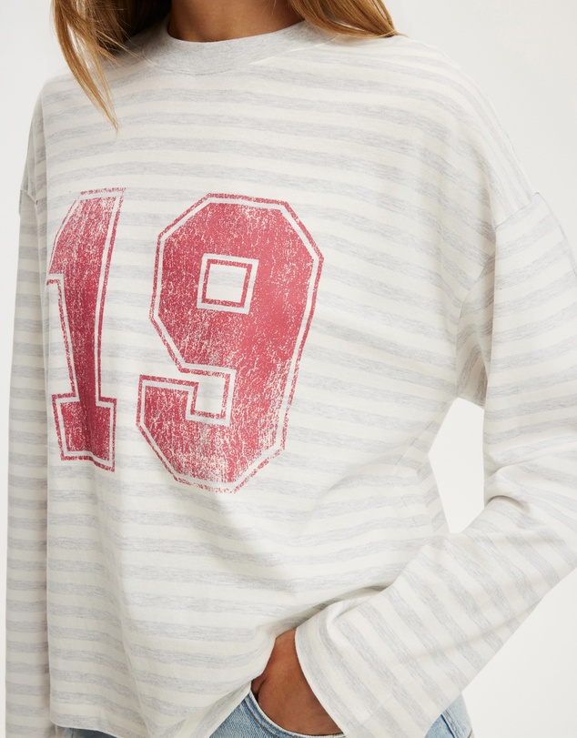 Cotton On - LS Oversized Graphic Tee