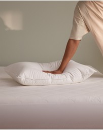 Sheet Society - LOW DOWN™ Low & Soft Pillow