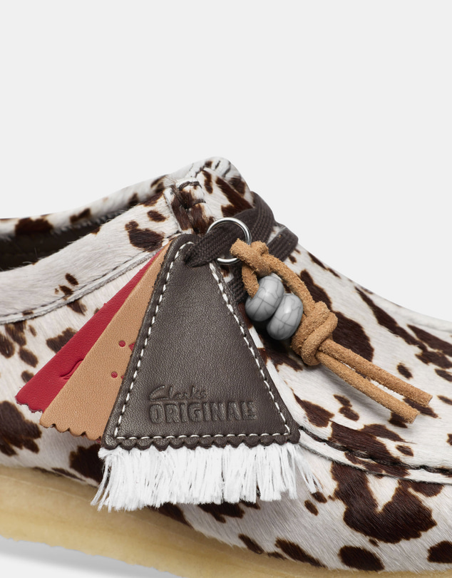 Clarks Originals - Wallabee (M) Brown Cow Print