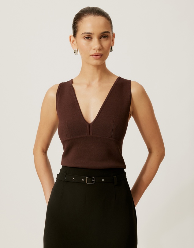 Tussah - V-Neck Knit Top
