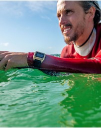 Maxum - Raglan Tide Watch – Gold Case, Black Dial & Black Silicone Strap