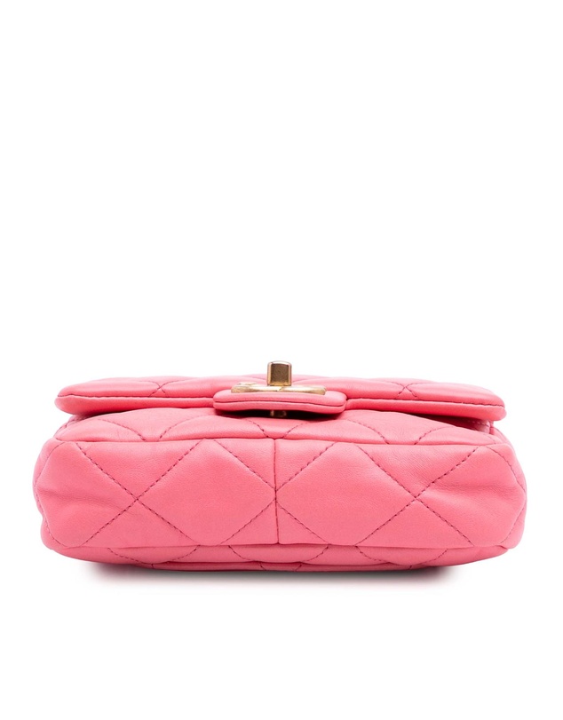Pre-Loved by Azura Reborn - Pre-Loved chanel Quilted Leather Bag with Chain Detail Elegant Shoulder or Crossbody Accessory