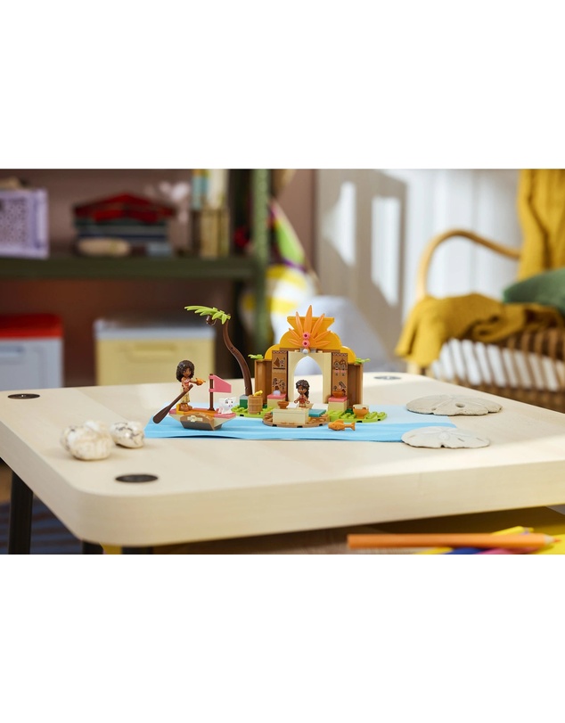LEGO - 43282 Village House & Boat