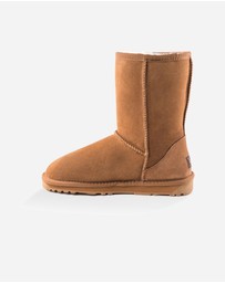 Ozwear Connection Uggs - Ugg Classic Short Boots (Water Resistant)